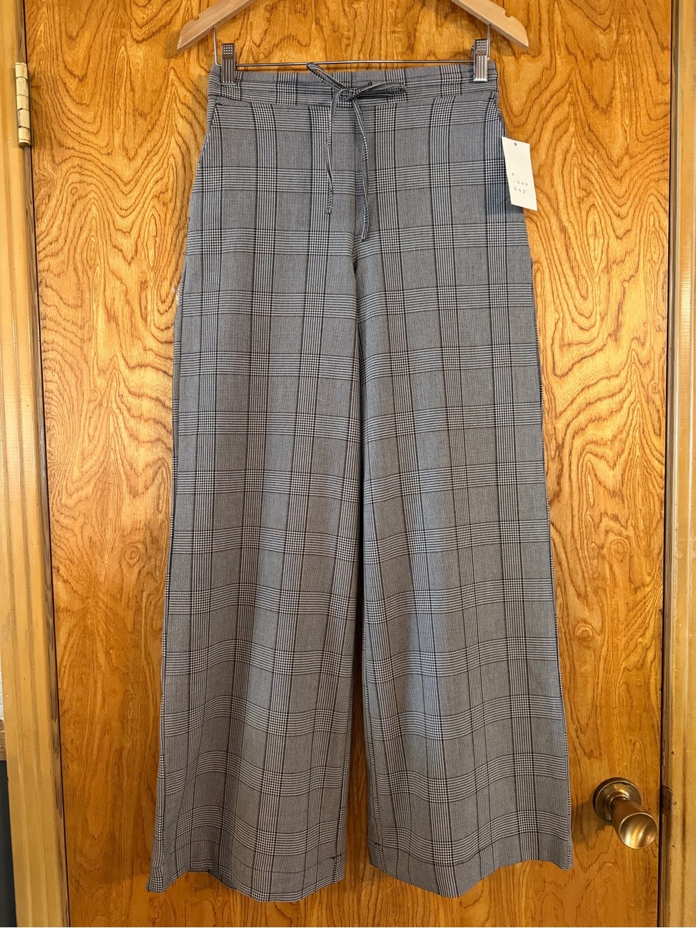 NWT Plaid Wide-Leg Drawstring Pants
